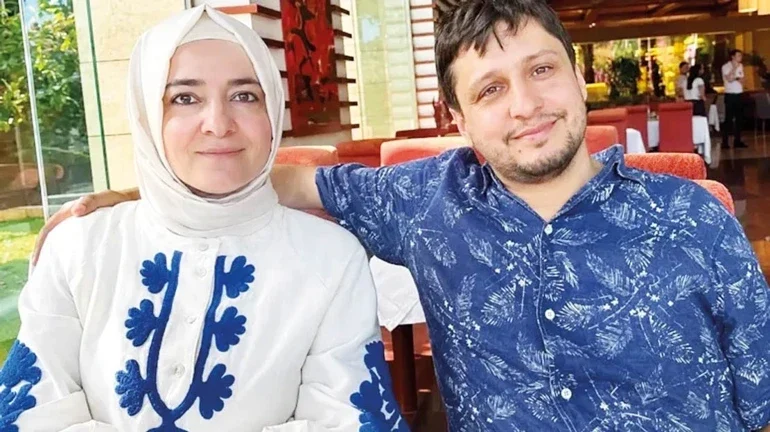 Ahmet Hakanın yazıları siyasi gündemin farklı başlıklarını taşıdı