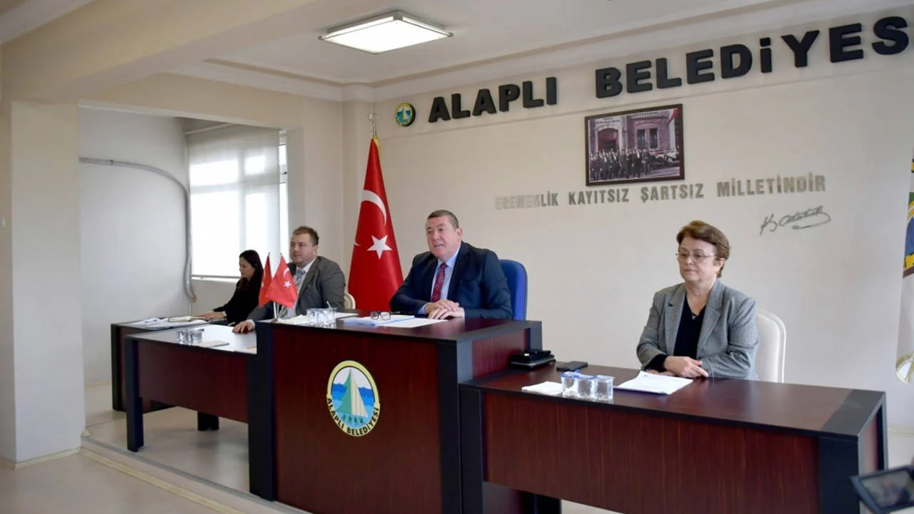 Alaplı Belediye Başkanı Nuri Tekin CHP’den istifa etti