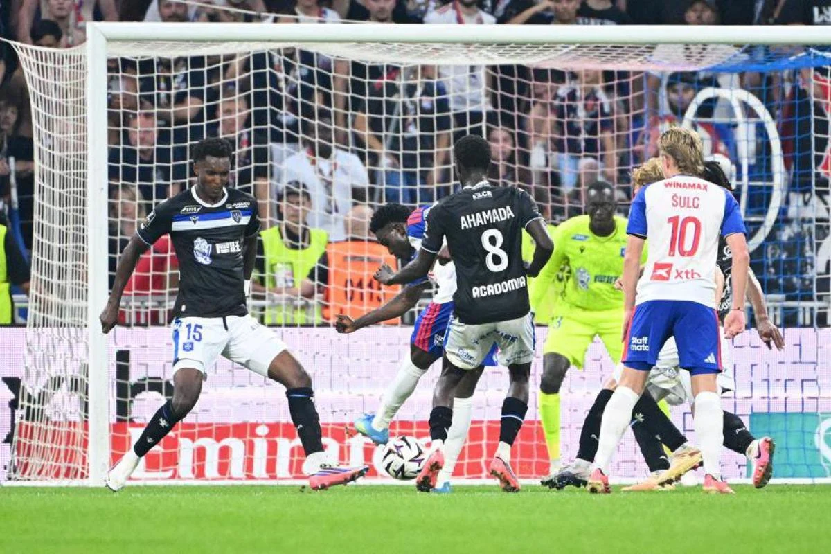 Auxerre ile Nice Zirve Yarışını Şekillendirecek Mücadelede Buluşuyor