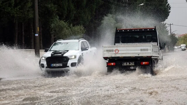 Aydın’da hava için yağış uyarıları yakından izleniyor