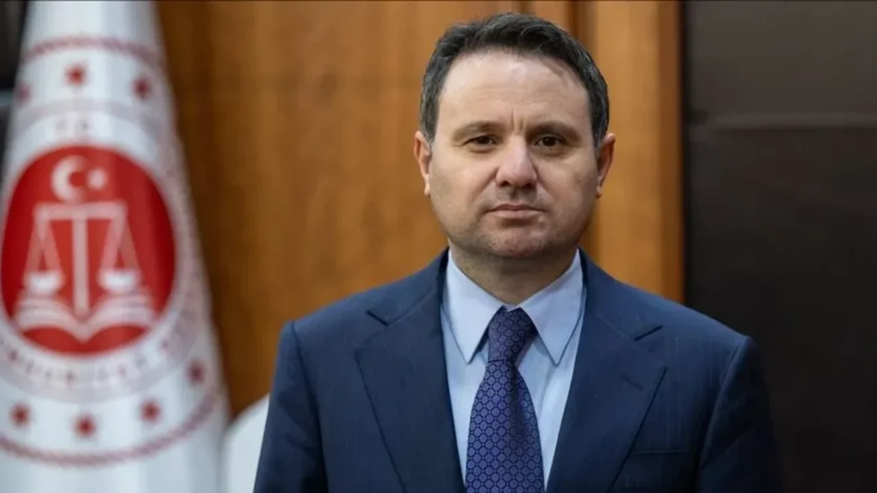 Bakan Gürlek duyurdu: Yasa dışı bahse Dünya Kupası finali operasyonu