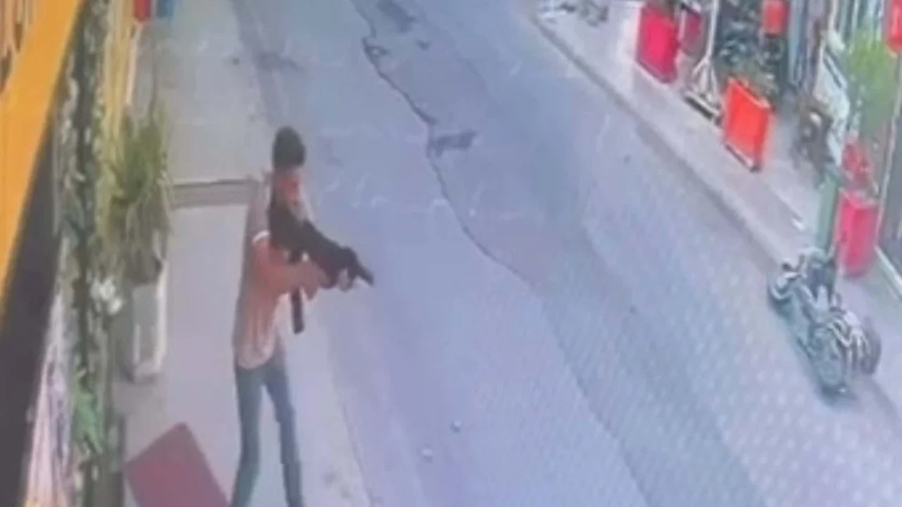 Bodrum'da dehşet anları: Pompalı tüfekle rastgele ateş açtı