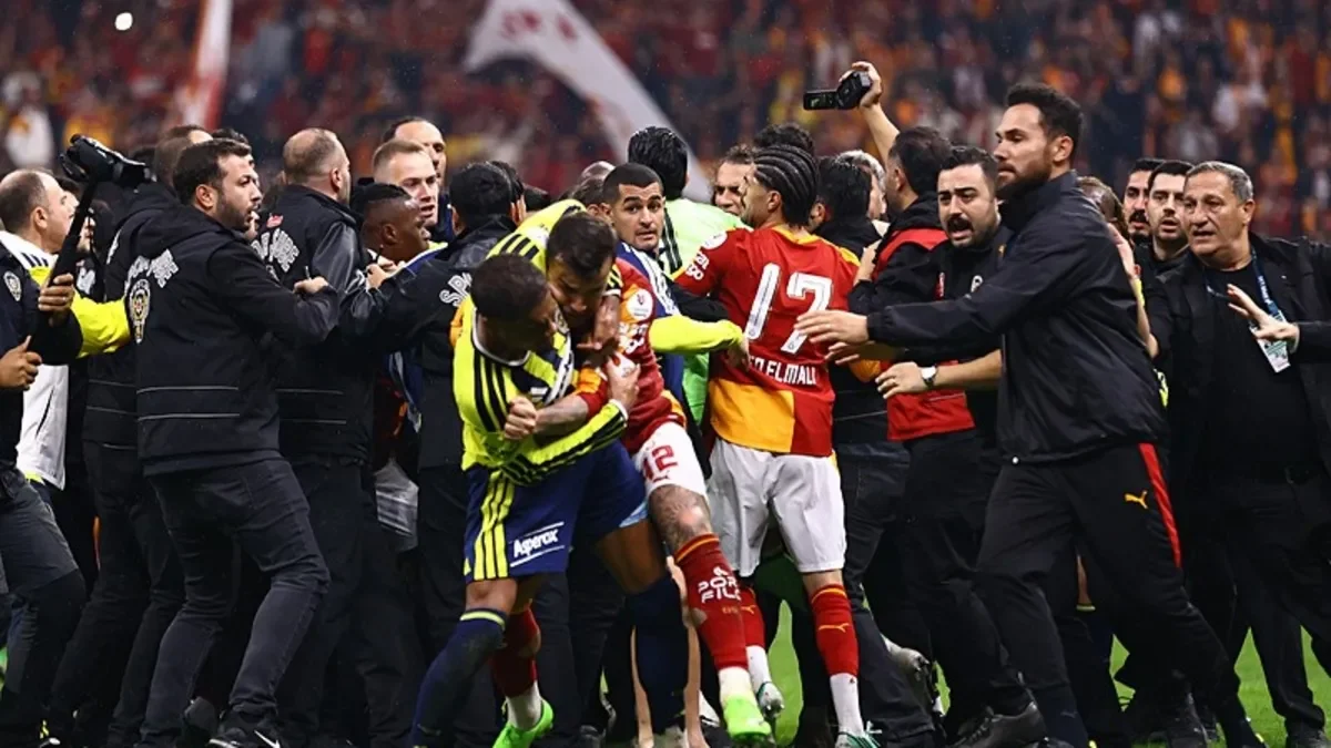 Derbi sonrası Abdülkerim Bardakcı ve Archie Brown PFDK’ya sevk edildi
