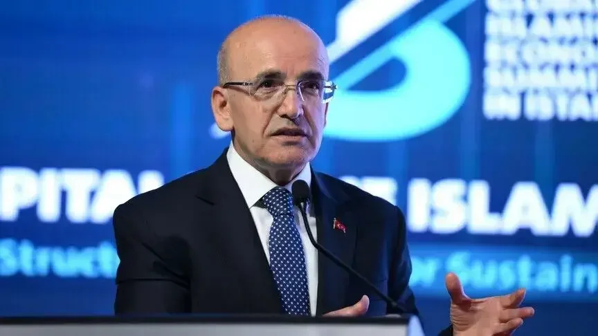 Fon tartışması AKP yönetiminde istifayla büyüdü