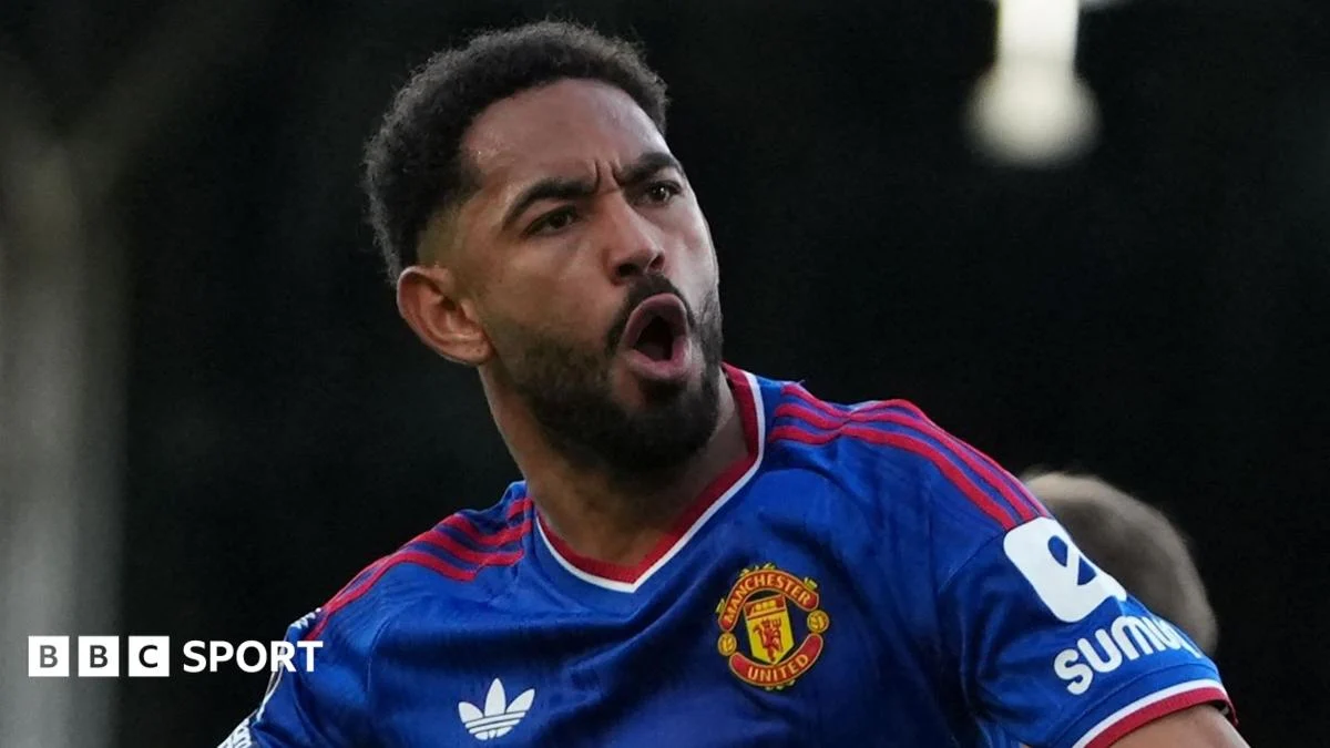 Fulham karşısında son dakika golüyle kurtulan Manchester United yine kazanamadı