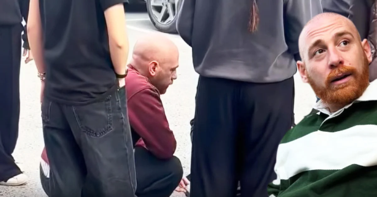 Furkan Kızılay Sakarya’da Kazaya Karıştı Yaralı Motosikletlinin Başından Ayrılmadı