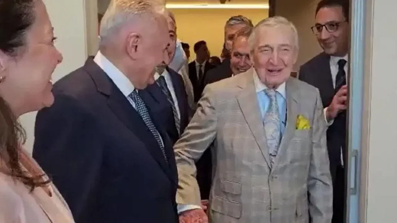 Hakkında soruşturma başlatılan Rahmi Koç'tan açıklama