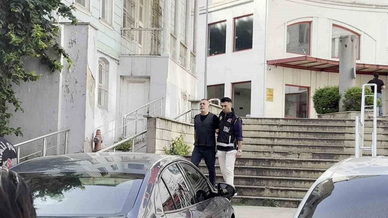 Haluk Levent tek tek itiraf etti: 'Ahbap çeklerini teminat olarak kullandım'