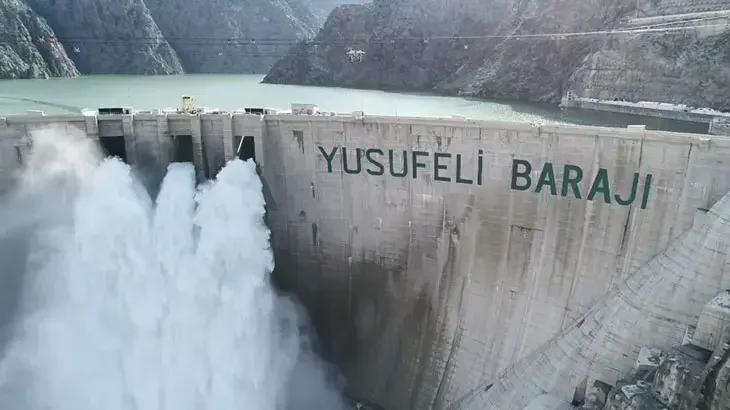 Hidroelektrikte yatırım ve çevre denetimi aynı gündemde buluştu