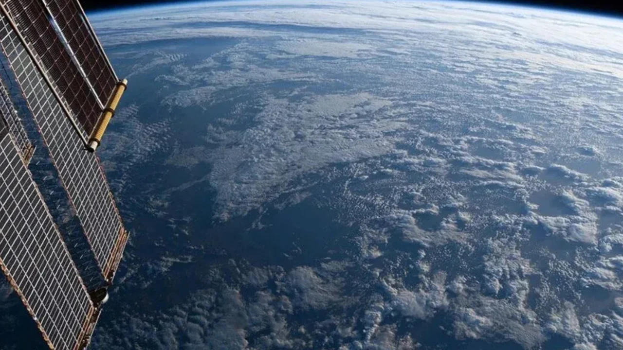 ISS uzay canlı izleme ekranı 4K! ISS uzay canlı yayını nereden, nasıl izlenir, hangi kanalda?