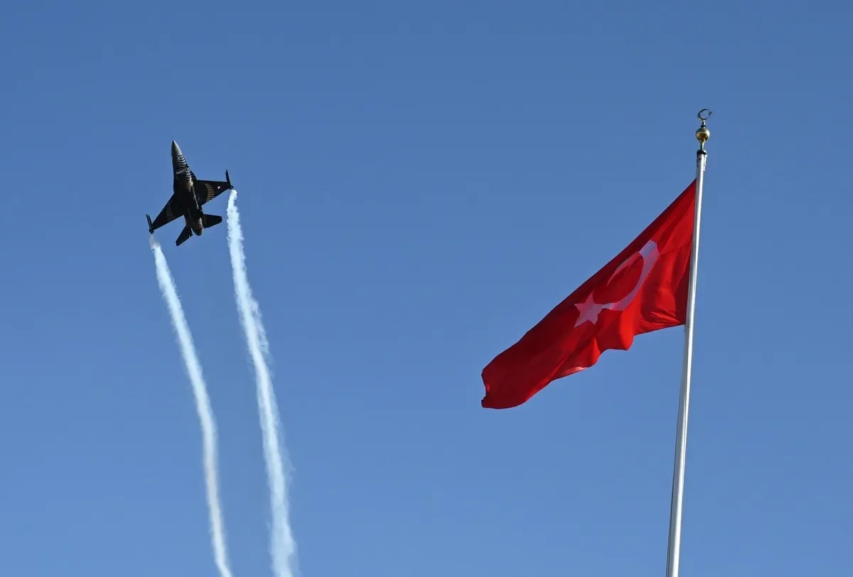 İstanbul 27 Ağustos savaş uçakları neden uçuyor? İstanbul semalarında jet sesleri nereden geliyor?