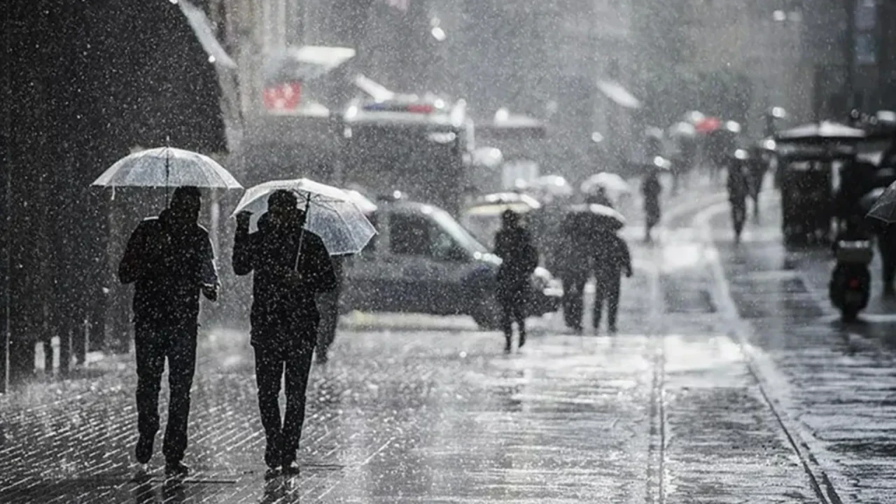 İstanbul için alarm verildi! AKOM tek tek ilçeleri açıkladı