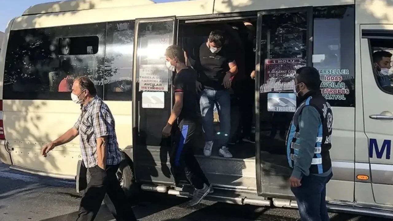 İstanbul minibüs fiyatları 2026: İstanbul indi bindi, kısa mesafe, öğrenci minibüs fiyatları ne kadar oldu?