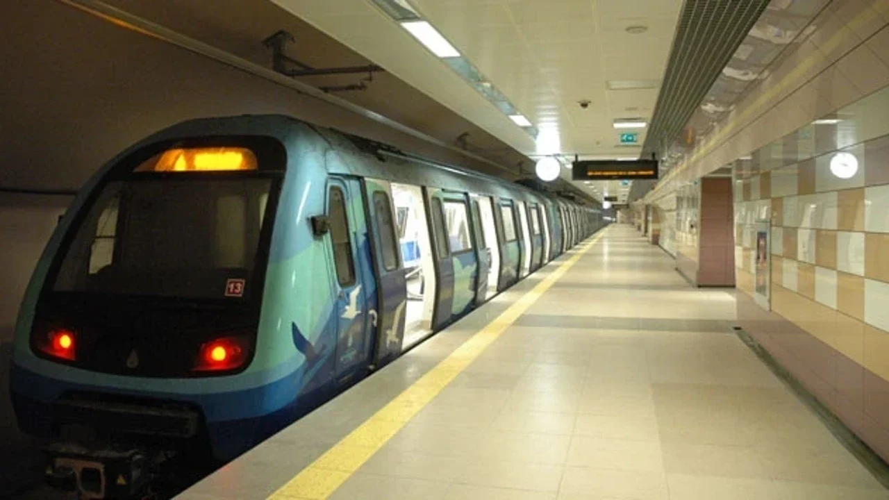 İstanbul'da metro saat kaça kadar? 2026 Metro İstanbul yaz tarifesi başladı!