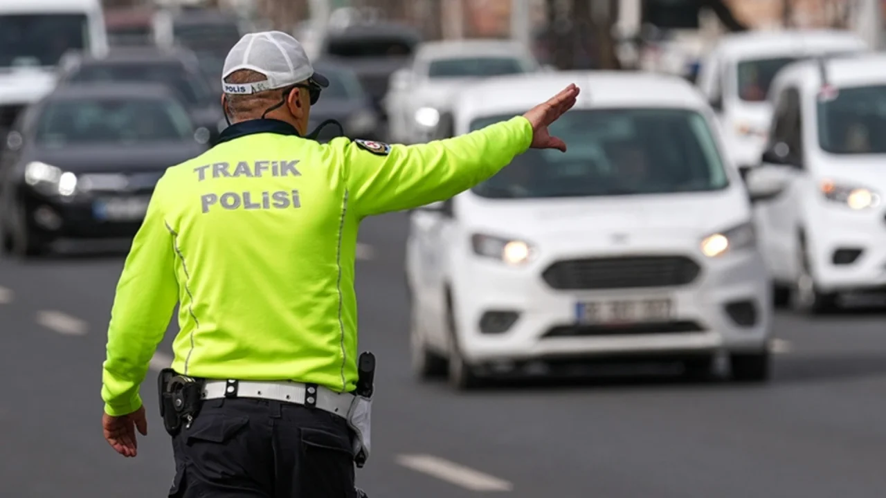 İstanbul'da trafiğe kapalı yollar 23 Ağustos: Vatan Caddesi kapalı mı, ne zaman, saat kaçta açılacak?