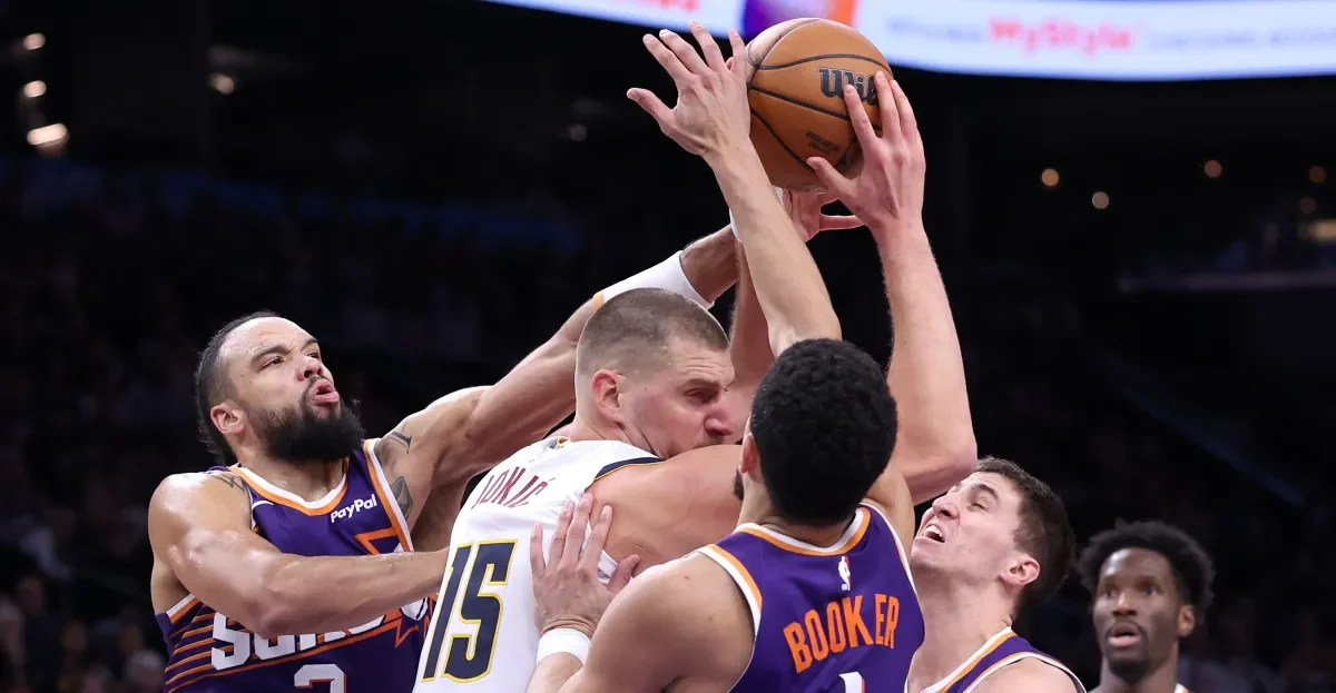 Jokic’in triple-double gösterisi Nuggets’ı Suns karşısında zafere taşıdı