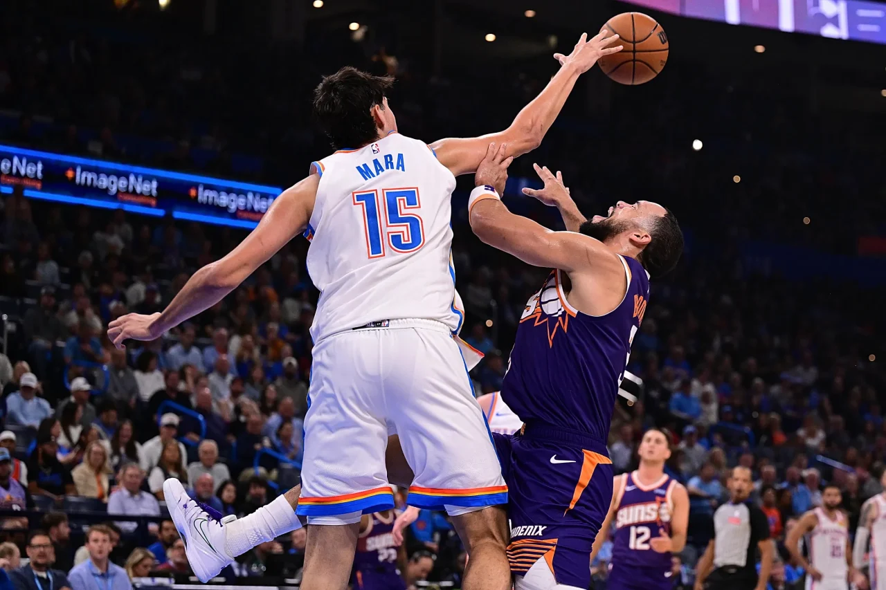 Jokic’in triple-double gösterisi Nuggets’ı Suns karşısında zafere taşıdı