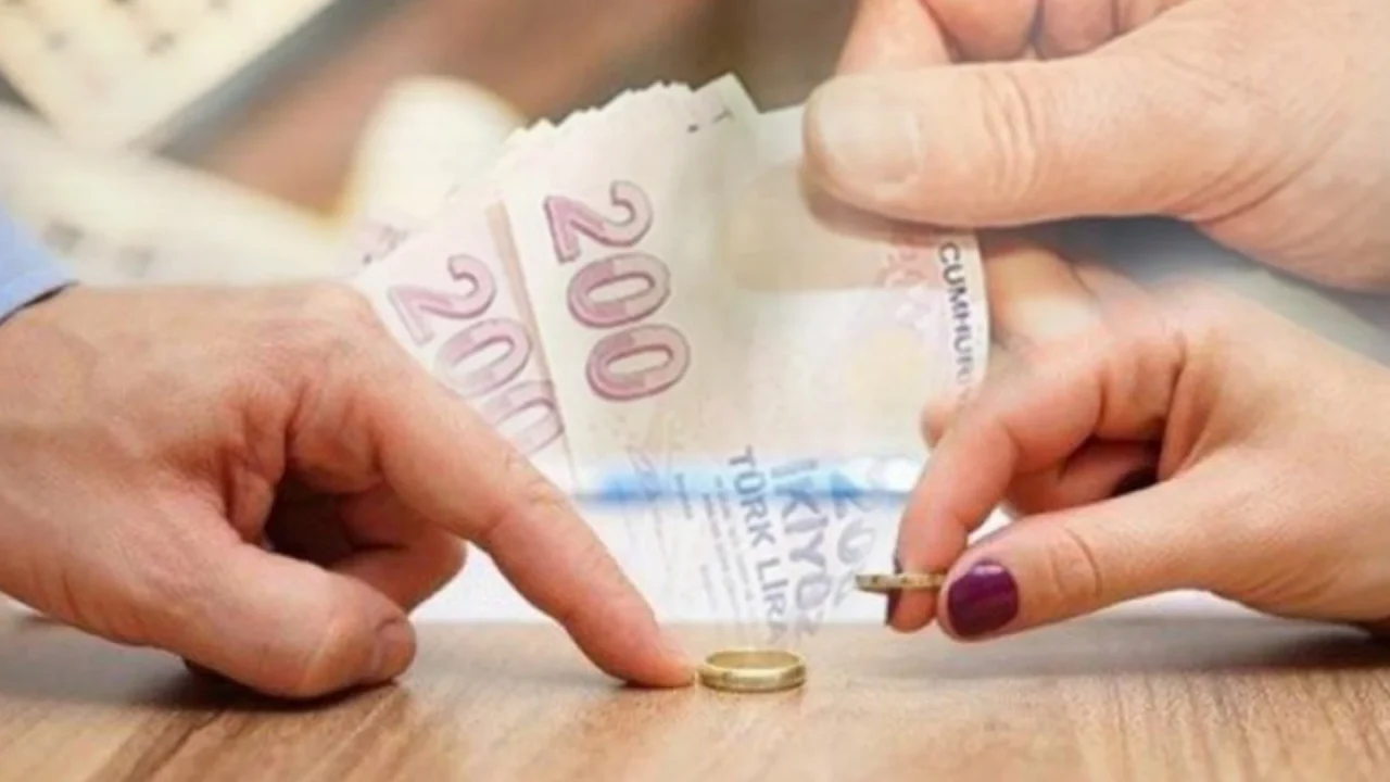 Kamuoyunda uzun süredir tartışılan uygulama AYM'nin gündemine geldi