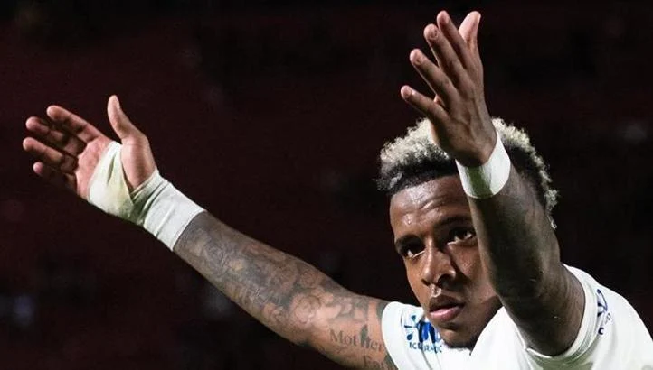 Keny Arroyo Brezilya’daki performansıyla yeniden transfer gündeminde