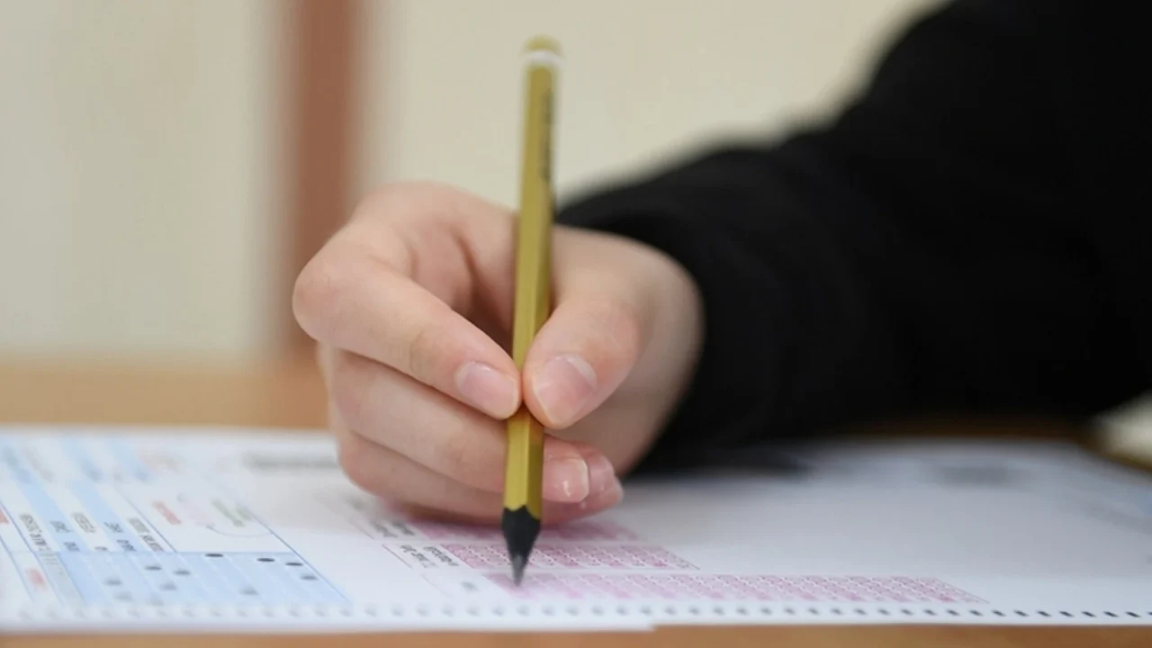 MEB açıkladı: LGS'ye kaç kişi girecek? LGS saat kaçta başlayacak?