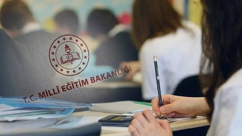 MEB son dakika açıklaması! Yarın okullar var mı, tatil mi? Okullar erken kapanacak mı?