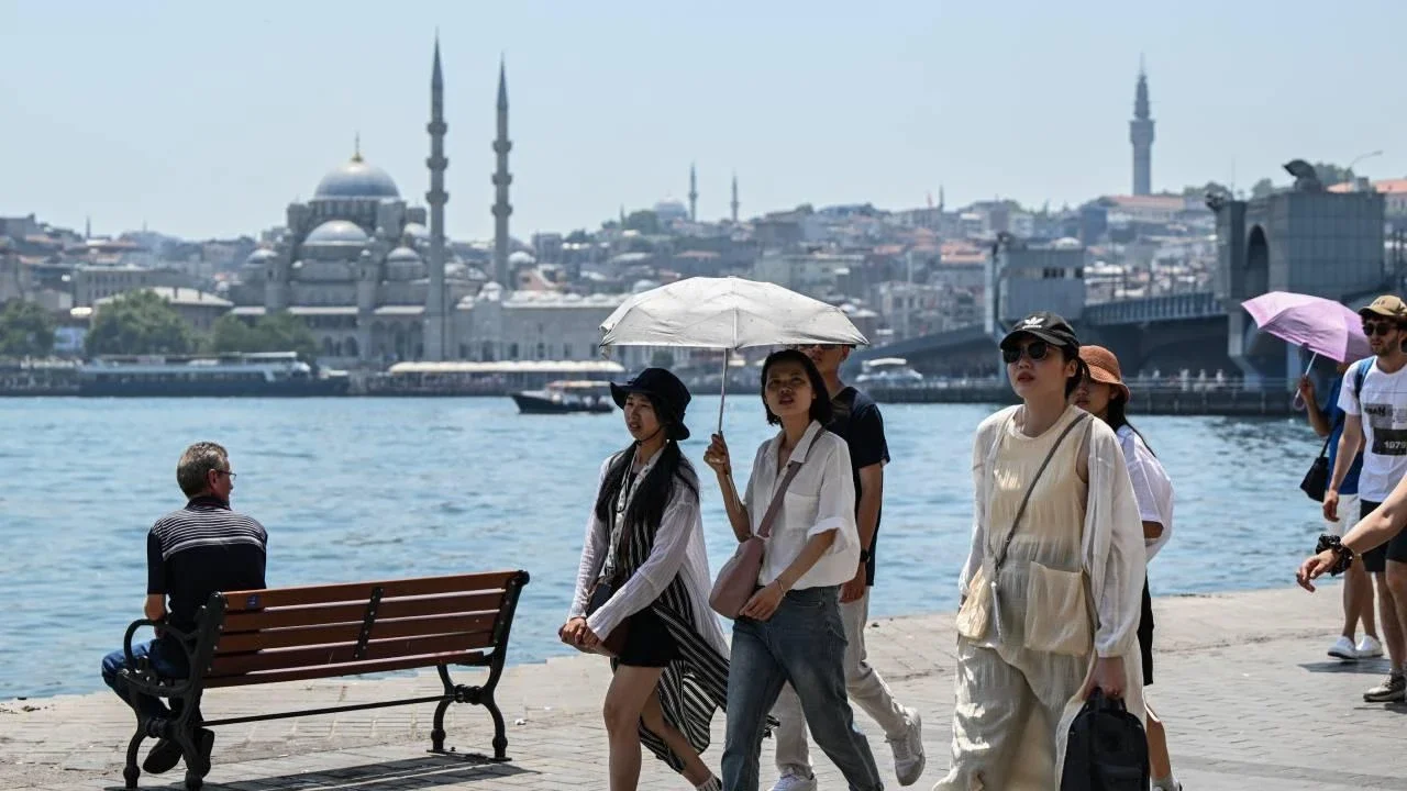 Meteoroloji uzmanı uyardı: Hissedilen sıcaklık 55 dereceyi bulacak