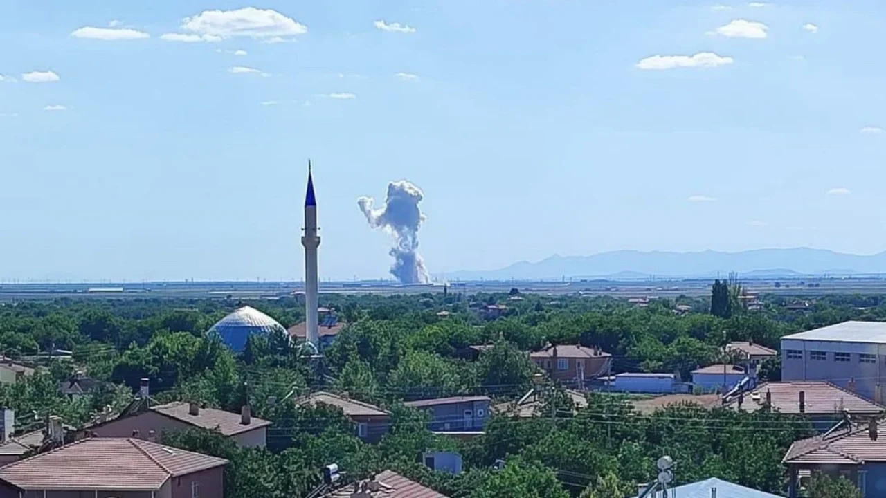 Niğde'de havai fişek fabrikasında patlama: Yaralılar var