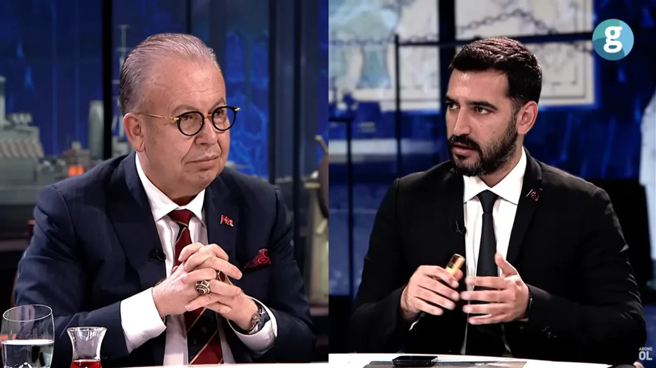 ÖZEL | Amiral Cihat Yaycı harita üzerinden anlattı: 'Türkiye'nin etrafı sarılıyor'