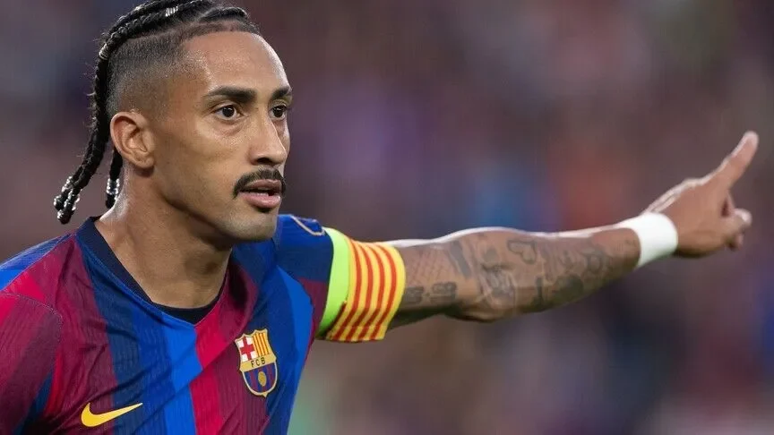 Raphinha Sevilla deplasmanında Barcelona’yı sırtladı