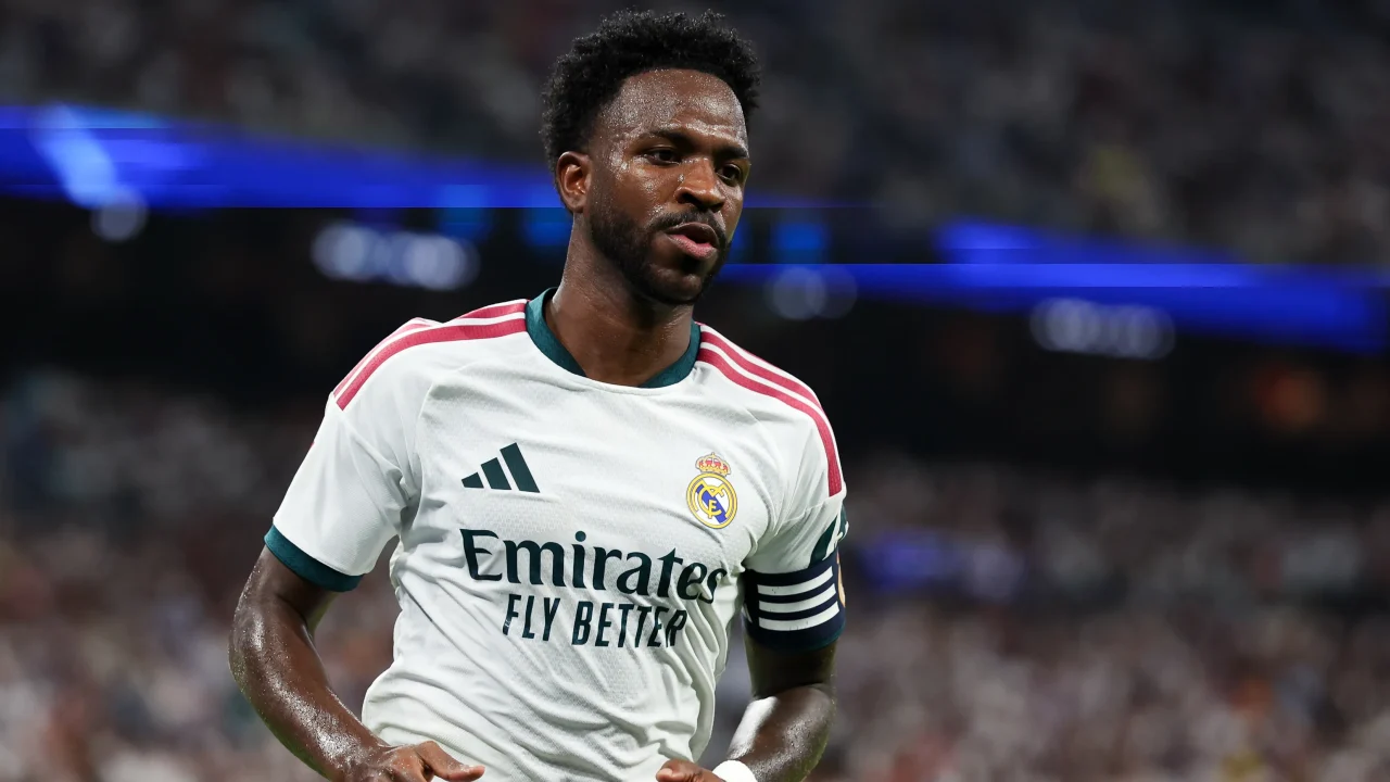 Real Madrid Elche deplasmanında son saniyede güldü