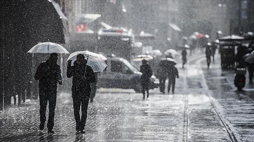 Sağanak bir anda bastırdı: Tüneller doldu, İstanbul için yeni uyarı