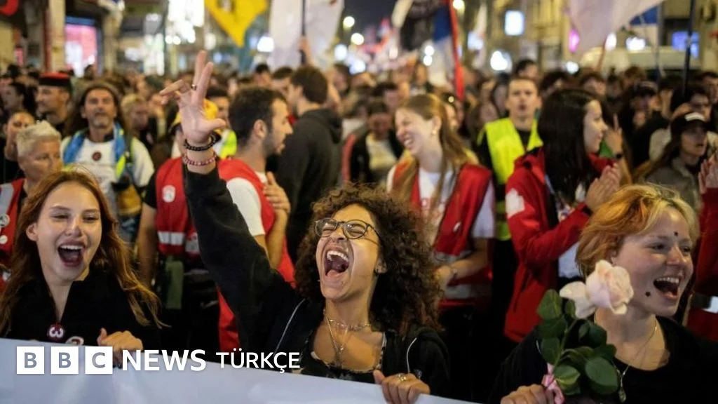 Sırbistan’da Öğrenci Hareketi Sandıkta İktidar Hesaplarını Değiştirdi
