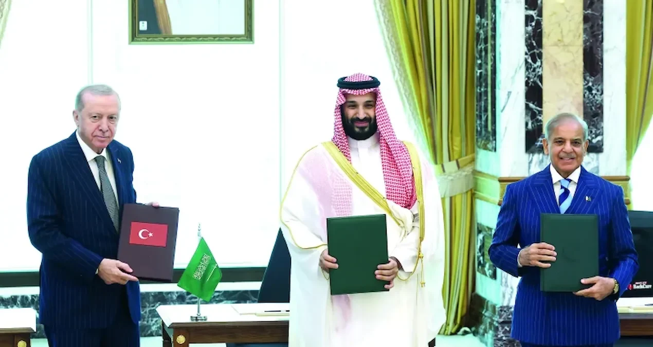 Suudi Arabistan’da güvenlik alarmı ve petrol piyasasında hareketlilik