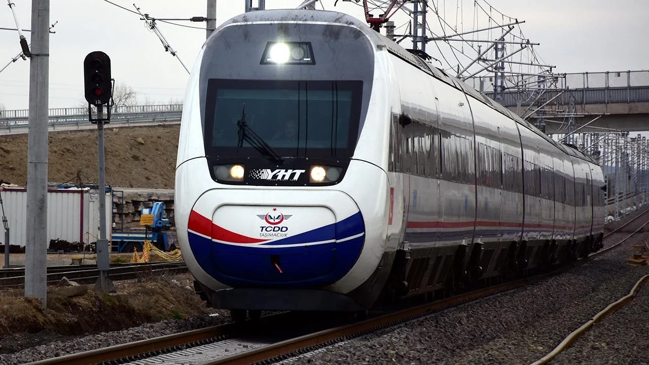 TCDD 132 İşçi Makinist Alımı Başladı! İŞKUR Başvuru Ekranı, Şartlar ve Başvuru Tarihleri (2026 TCDD Taşımacılık Başvuru)