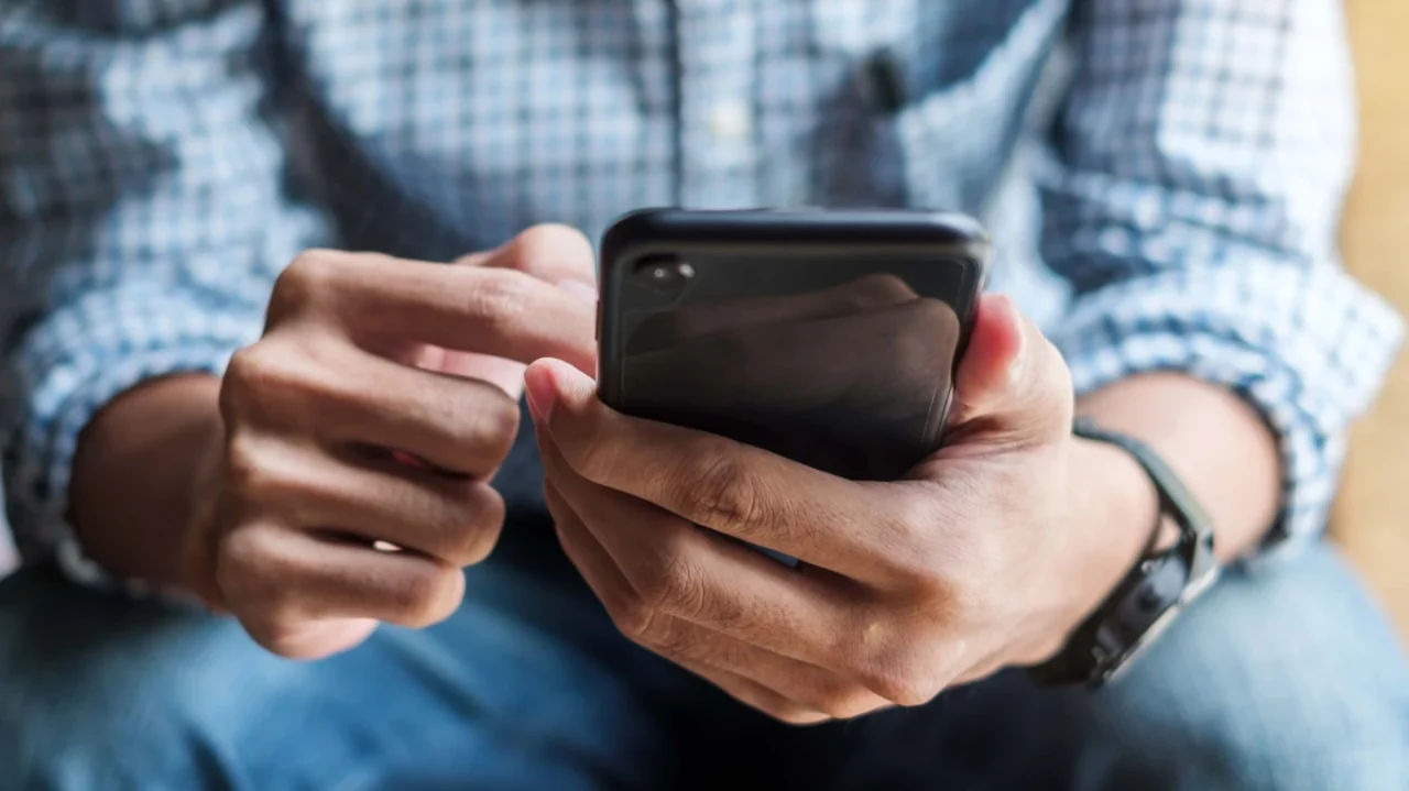 Telefon kullananlar dikkat! Uzmanlar uyardı: Vücudunuz sessizce değişiyor olabilir