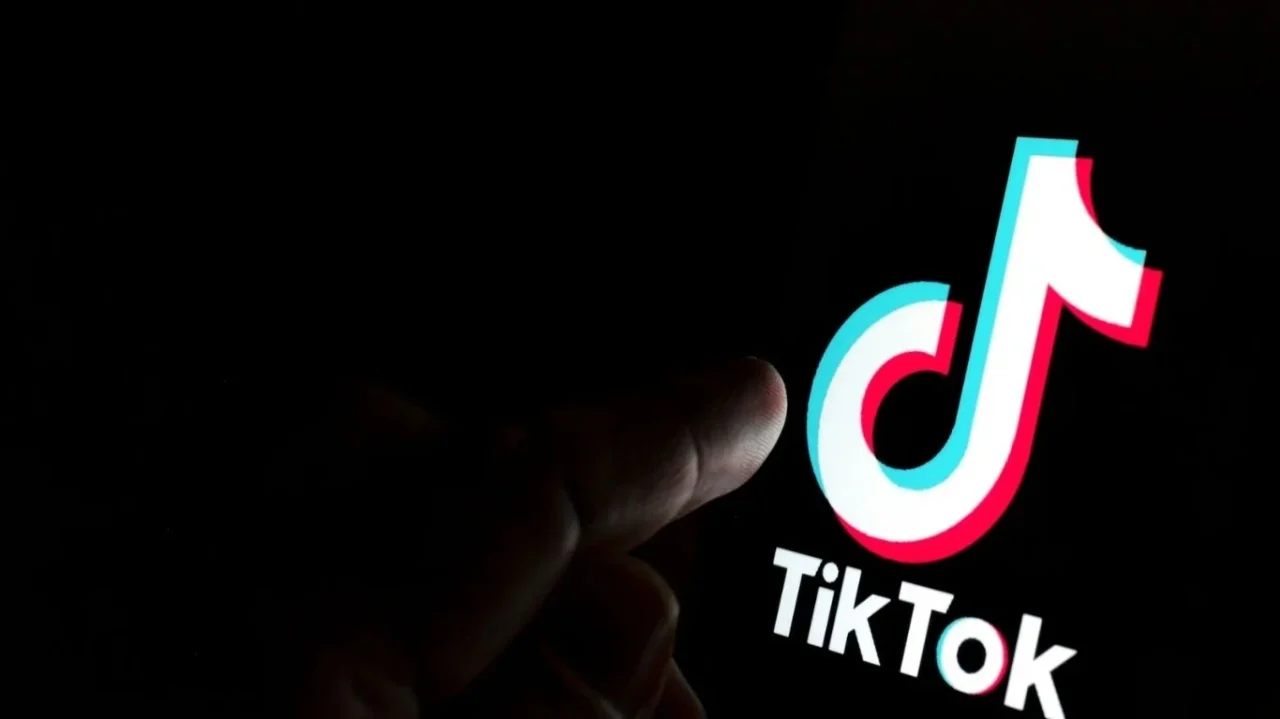 TikTok erişim sorunları 20 Ağustos: TikTok çöktü mü, neden yenilenmiyor?