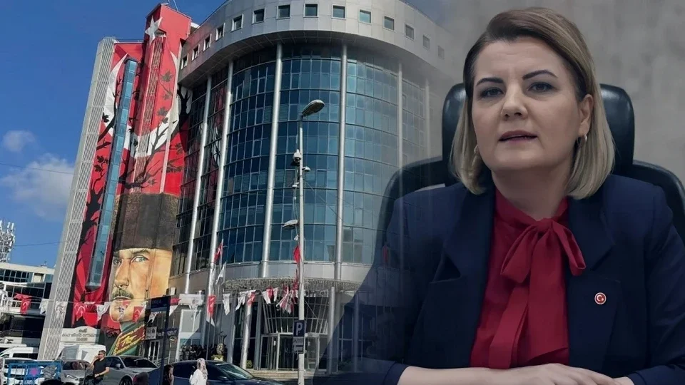 Tutuklanan İzmit Belediye Başkanı Fatma Kaplan Hürriyet görevden uzaklaştırıldı