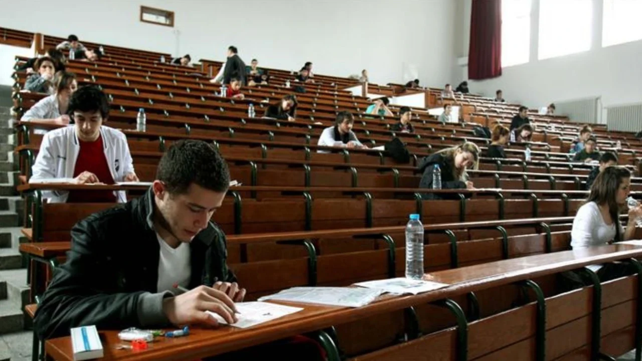 Üniversite harç ücretleri ne kadar 2026-2027? Tıp, diş hekimliği, mühendislik harçları ne kadar oldu?