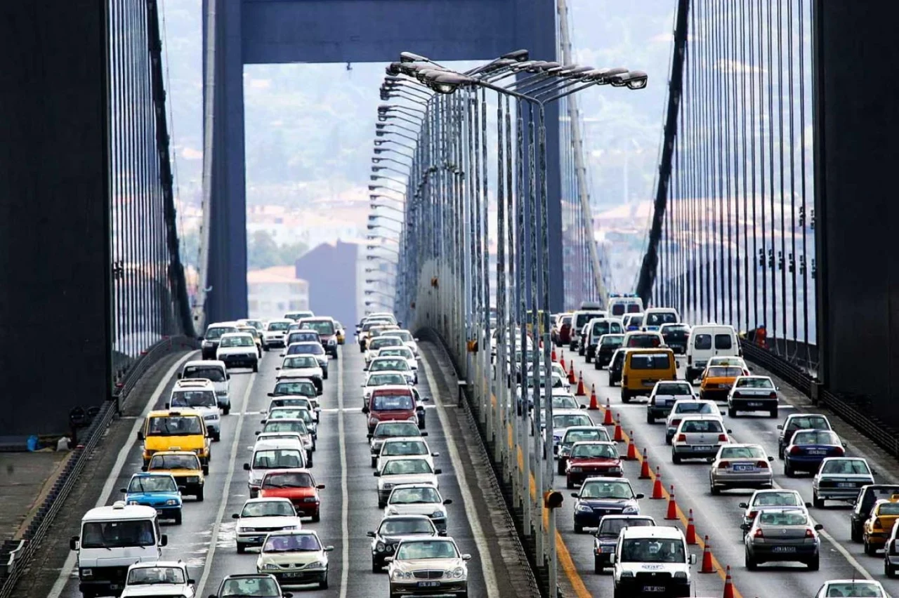 Vatan Caddesi’nde trafik durdu sürücülere alternatif güzergâh uyarısı